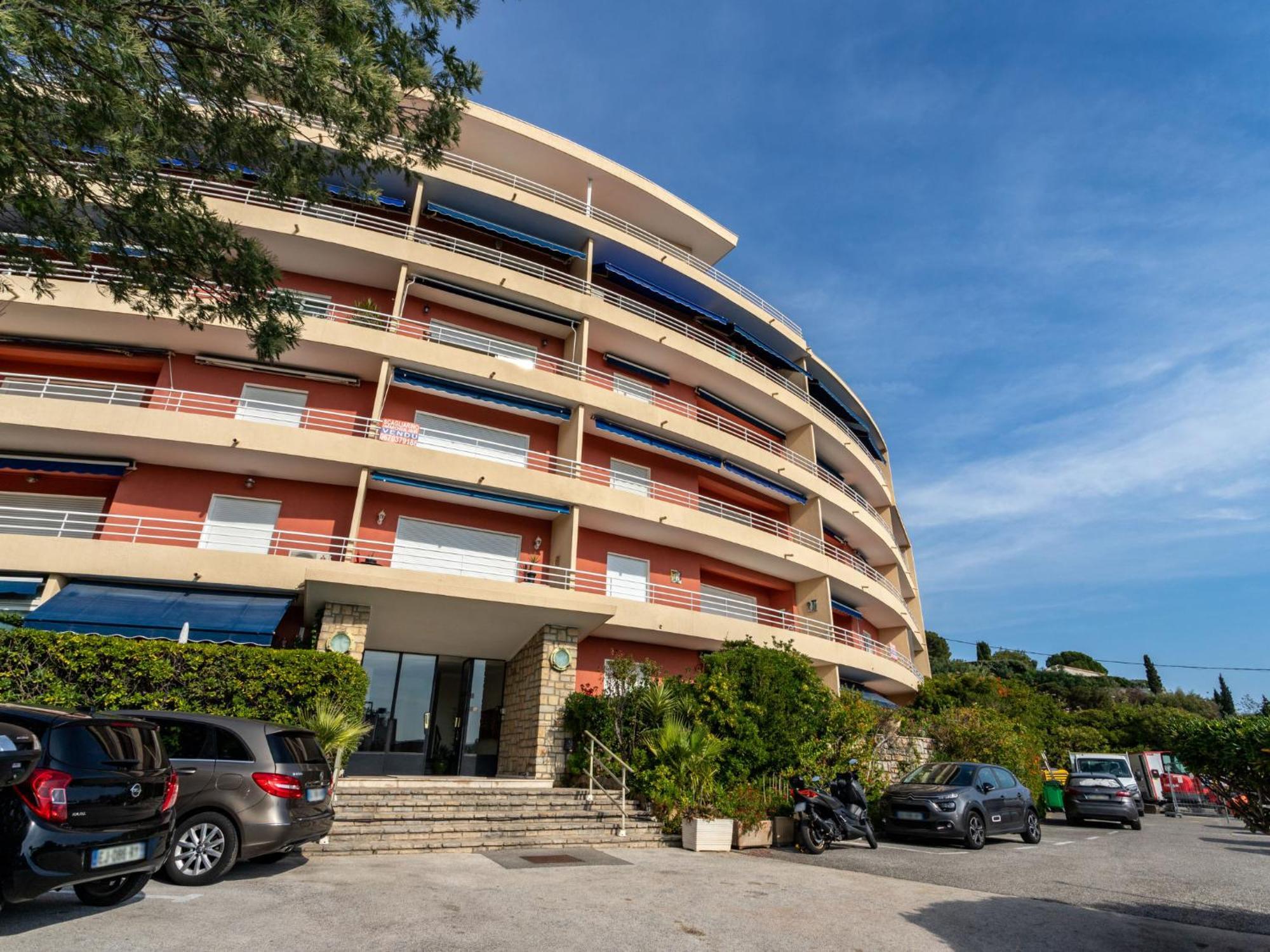 Apartment Le Marbello By Interhome Le Lavandou Bagian luar foto